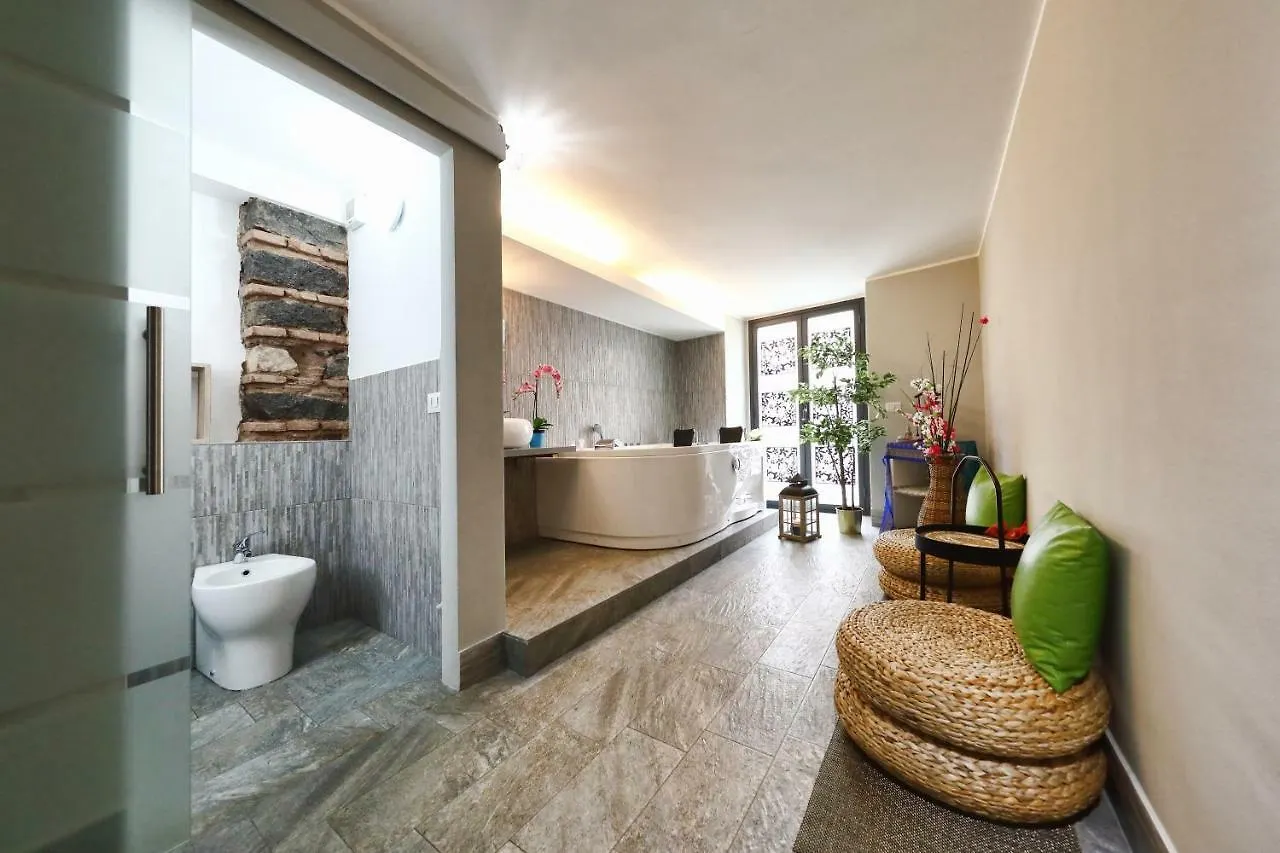 Akemi House Luxury Accomodation Catania 2*,  Italien